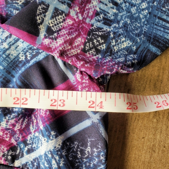 Pappagallo Vintage Abstract Tartan Print Long Sleeve Floral Button Down Shirt - Picture 4 of 16